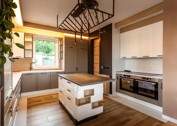 Hillmax Residence