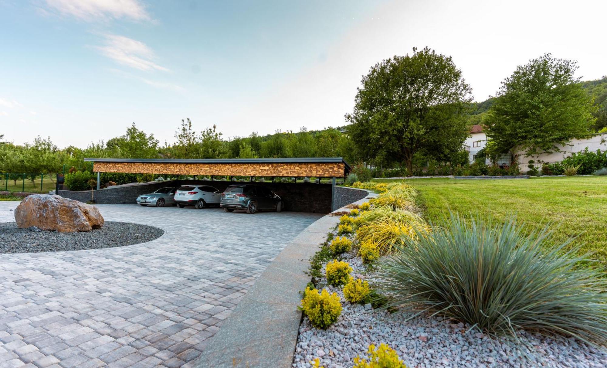 Villa Hillmax *